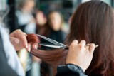Oto najlepsi fryzjerzy z Rybnika. Sprawdź listę i poznaj TOP 15 salonów polecanych przez mieszkańców. Oto laureaci Orłów Fryzjerstwa 2022