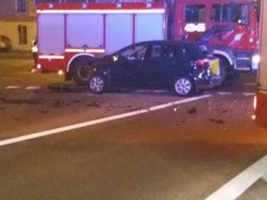 Gniezno: poważny wypadek na skrzyżowaniu na ul. Poznańskiej 