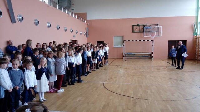 SP Chłapowo, rok szkolny 2017/2018 rozpoczęli w rozbudowanej placówce