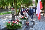 Kwidzyn. 81. rocznica wybuchu II Wojny Światowej. Delegacje złożyły kwiaty na Grobie Nieznanego Żołnierza