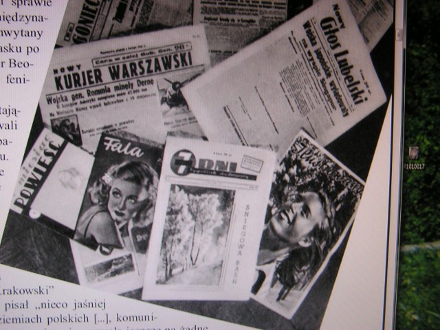 Okładki pism wydawanych przez okupanta hitlerowskiego podczas wojny