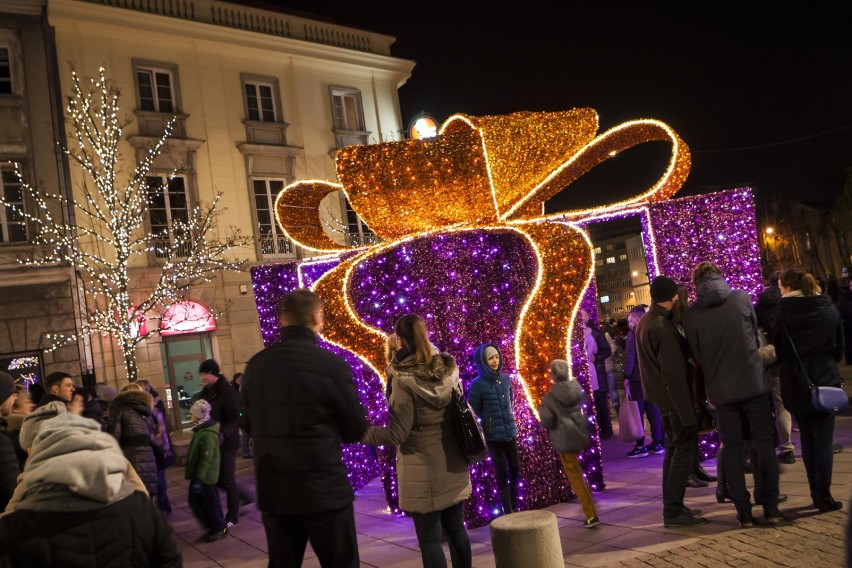 Świąteczna iluminacja, Warszawa. Jeszcze więcej dekoracji...