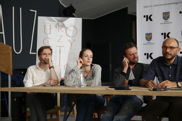 "Uroczystość" - premiera w Teatrze Kochanowskiego w Opolu. Konferencja prasowa.