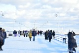 Zimowy Sopot piękny jak nigdy. Słońce zawitało nad kurort po wielu dniach 