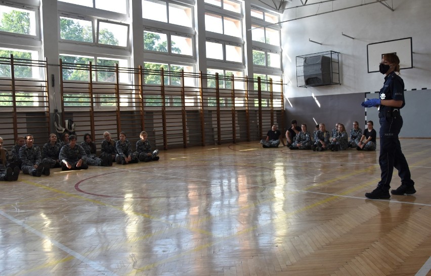 Pniewy. "Żyj i pozwól żyć innym" - Road Safety Days w liceum [ZDJĘCIA]