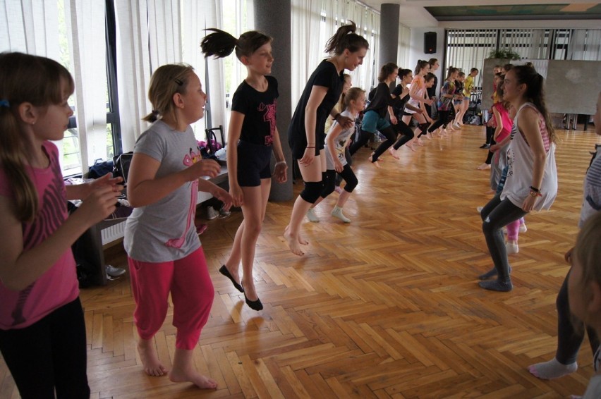 Dzień Tańca w MDK w Radomsku: Warsztaty, konsultacje i...