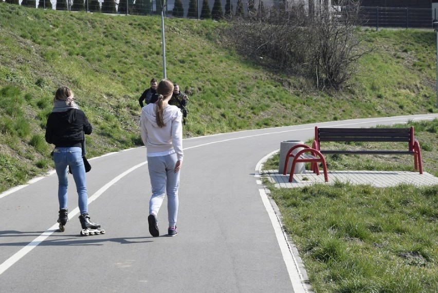 Od środy obowiązują nowe obostrzenia związane z pandemią...