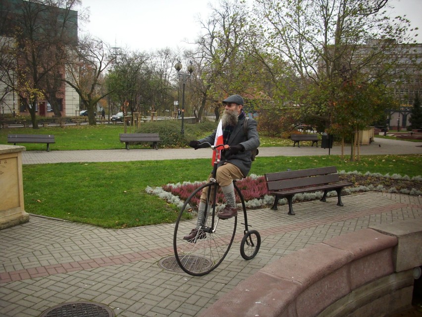 Wystarczy raz zobaczyć człowieka na bicyklu by zrozumieć...