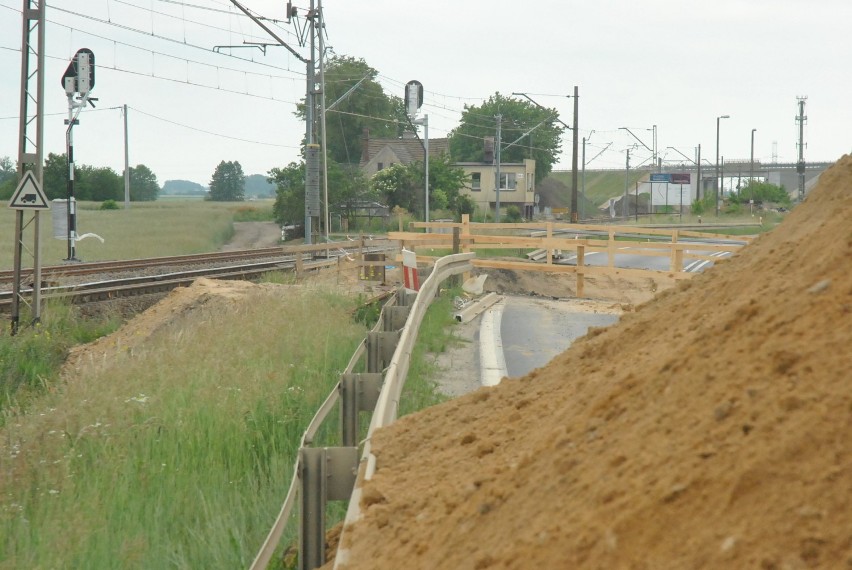 REGION. Linia kolejowa do Poznania i Wrocławia ma być gotowa do końca roku. Wkrótce otwarcie kolejnych peronów [ZDJĘCIA]] 