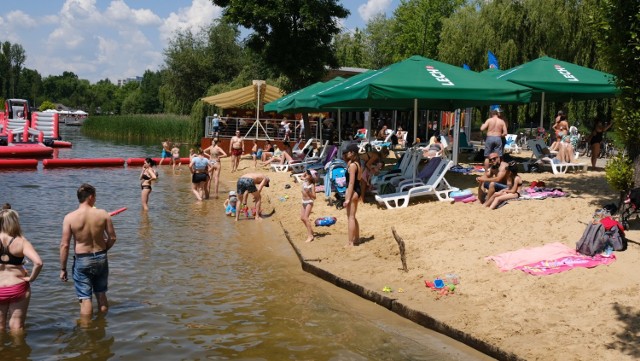 Sosnowieckie Stawiki - sobota, 13 czerwca.

Zobacz kolejne zdjęcia/plansze. Przesuwaj zdjęcia w prawo - naciśnij strzałkę lub przycisk NASTĘPNE