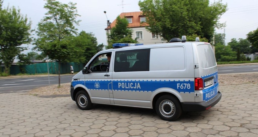 Nowoczesny furgon patrolowy trafił do wieluńskiej policji FOTO