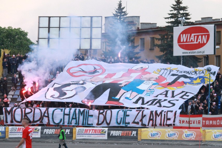 Mecz Unia - Tarnovia 4 maja na Stadionie Miejskim w Tarnowie