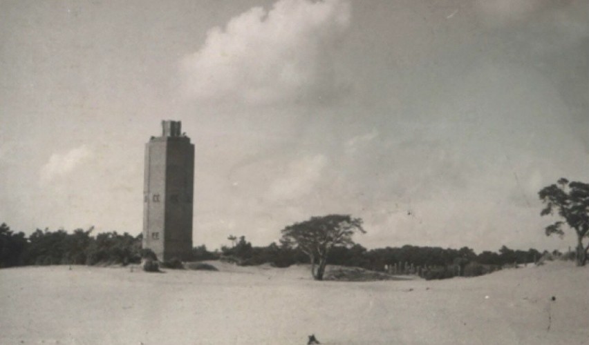 Ustka, lata 70. Wieża ciśnień. Obecnie w tym miejscu jest...