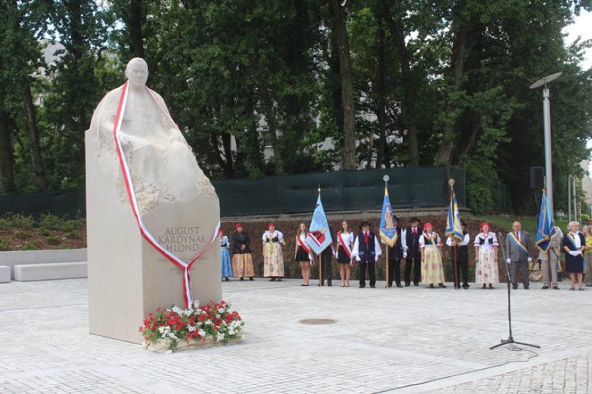 Katowice: odsłonięcie pomnika kardynała Augusta Hlonda [ZDJĘCIA]