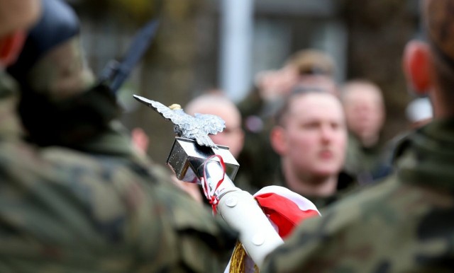 Sześćdziesięciu terytorialsów w marcu wypowiedziało słowa przysięgi wojskowej podczas uroczystości w Gorzowie. Zasilili szeregi 12. Wielkopolskiej Brygady Obrony Terytorialnej