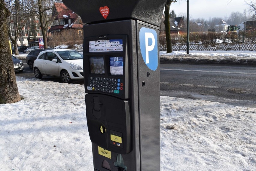 Zakopane. Za parking można już zapłacić kartą płatniczą. Kiedy przez aplikację?