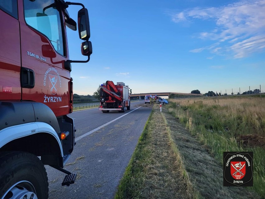 Lubelskie. Samochód osobowy zjechał do rowu na S17