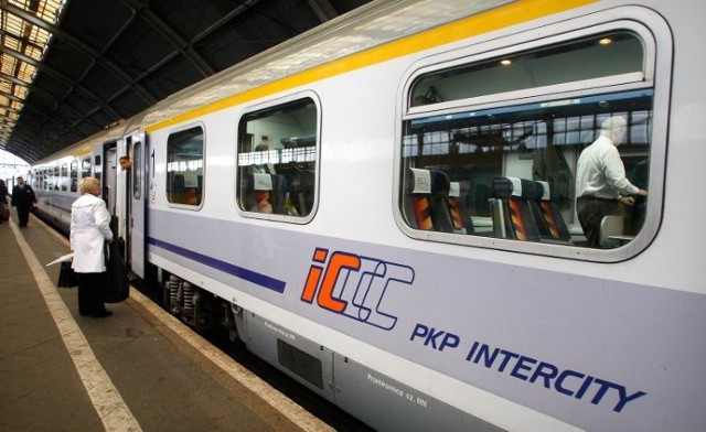 PKP Intercity zwiększa liczbę miejsc w pociągach w dniach 30.10-3.11