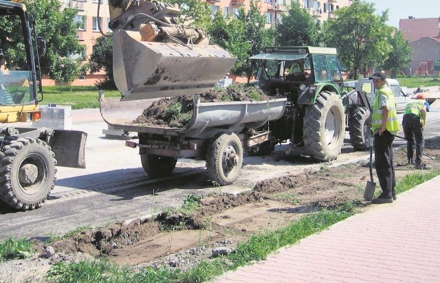 Nie tylko na drogach miejskich, ale i powiatowych zmienia się w ostatnim czasie bardzo wiele na korzyść