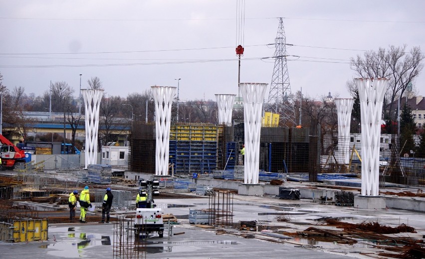 Budowa dworca metropolitalnego w Lublinie. Jaki jest postęp prac przy dworcu PKP? Zobacz zdjęcia