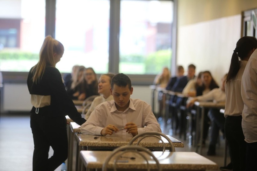 Pod uwagę wzięliśmy średnie wyniki uzyskane przez uczniów...