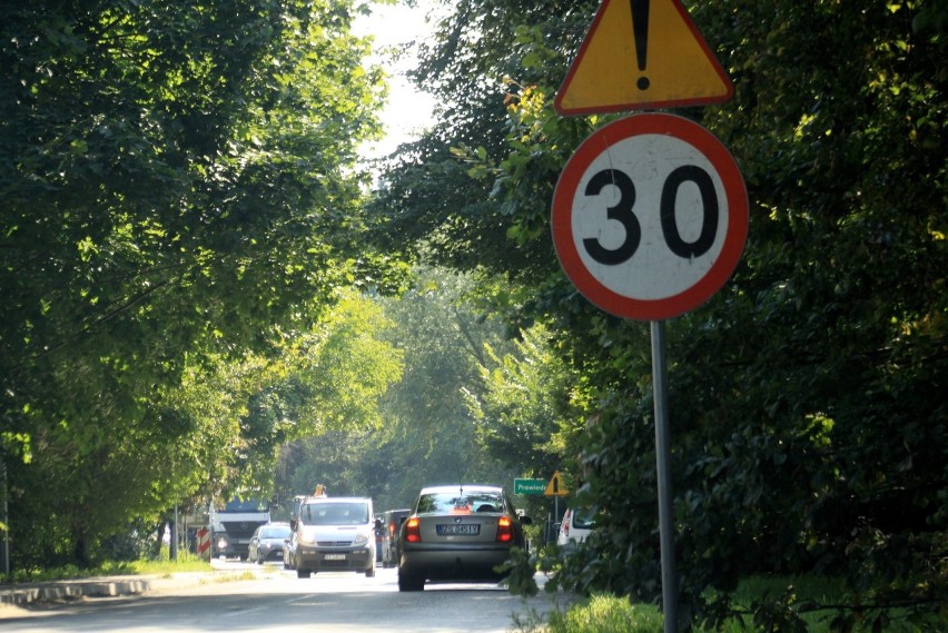 Osmolice „odcięte” od Lublina. Drogowcy zamknęli dwa mosty na Bystrzycy. – Żeby dowieźć dziecko do szkoły jadę 100 km – mówi Czytelniczka