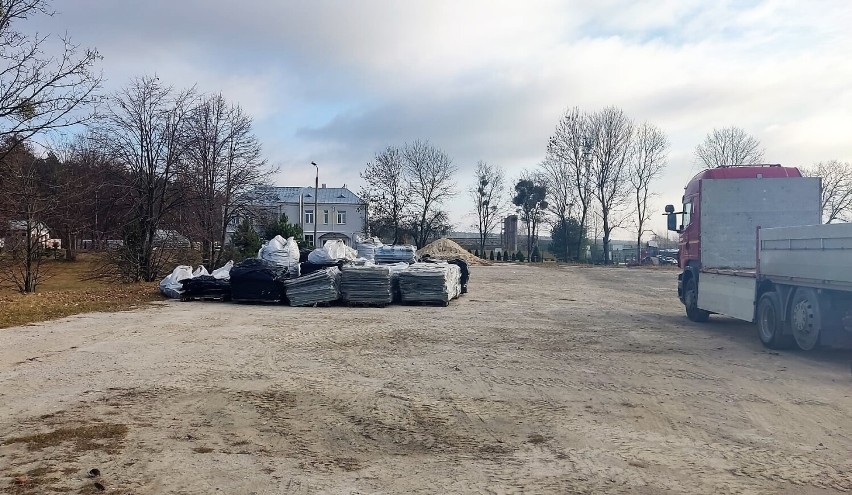 Ponad 85 ton niebezpiecznych odpadów zawierających azbest zebrano w gminie Leśniowice