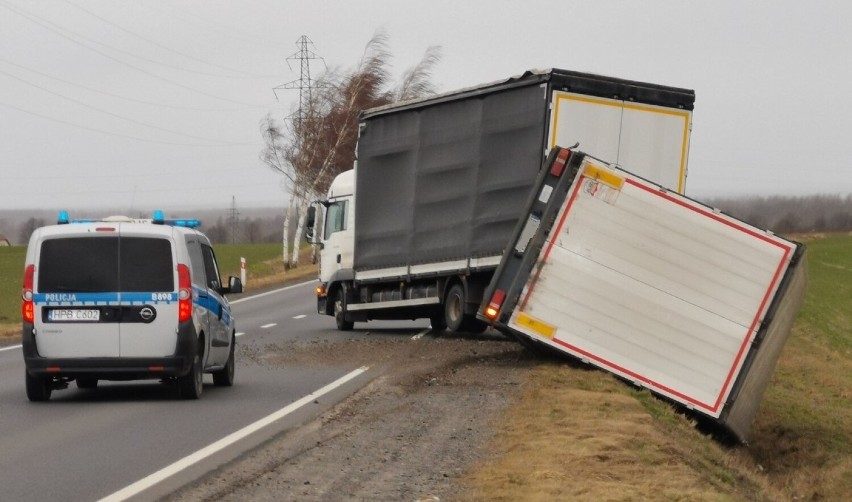 Zdarzenie na łączniku ul. Sikorskiego i Piłsudskiego