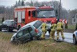 Wypadek w Świdwiu. Osobówka zderzyła się z samochodem ciężarowym [zdjęcia]