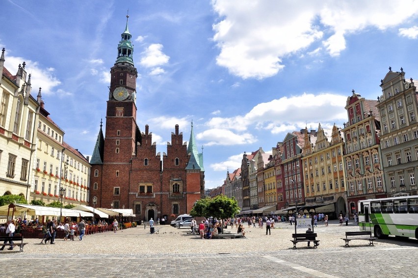 3. Wrocław...