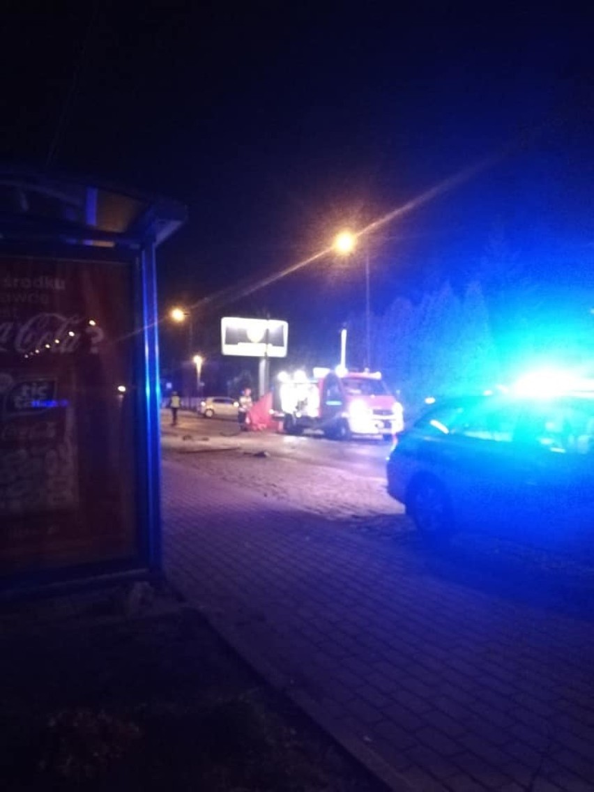 Poważny wypadek na Raciborskiej w Rybniku. Kierowca zbiegł