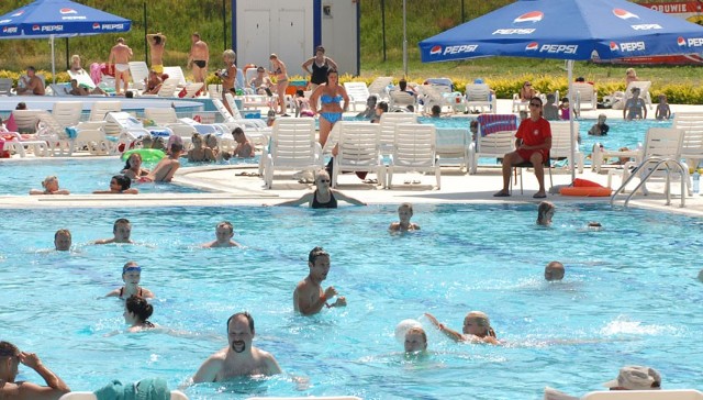 Radni nie zgodzili się na sprzedaż alkoholu na basenach i kąpieliskach w Łodzi