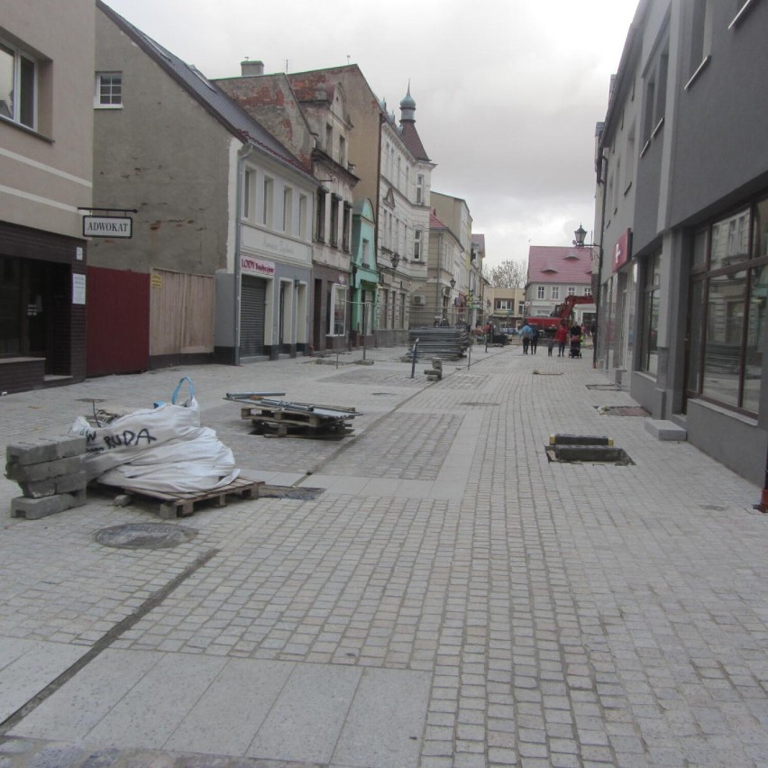 Sprawdziliśmy jak przebiega rewitalizacja Rynku i ulicy Wrocławskie