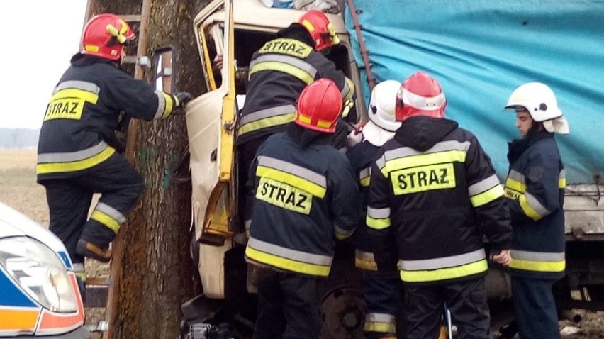 Strażacy z OSP Skrwilno zgłoszenie o wypadku otrzymali w...