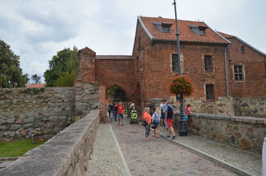 Sztum. XI Turniej Rycerski "W czasach odwagi honoru" [ZDJĘCIA cz. 1]. Tak wyglądało życie w średniowieczu