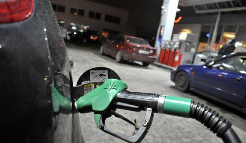 Ceny paliw w Chodzieży: Większość stawek jest zbliżona do krajowej średniej [ZDJĘCIA]