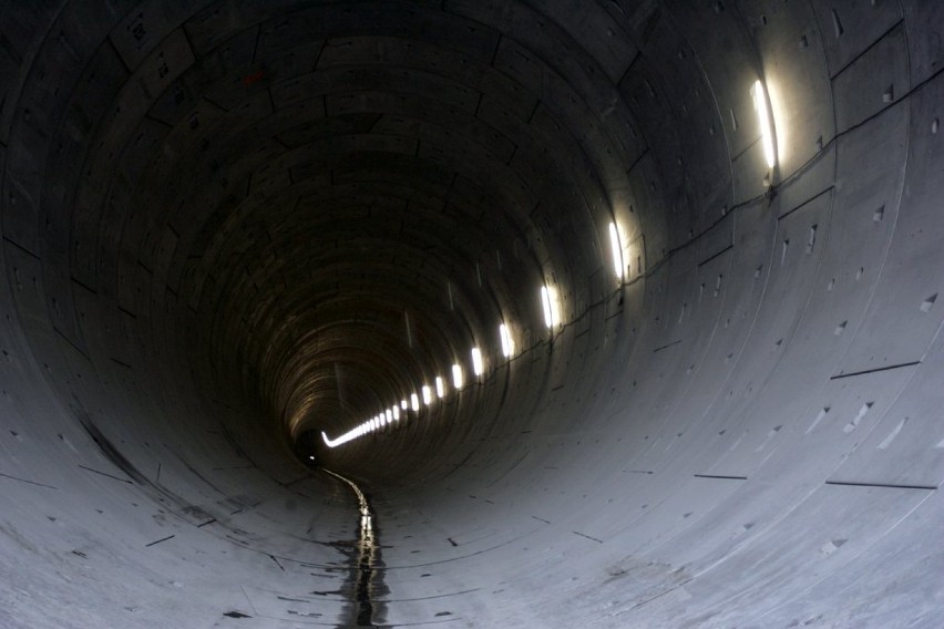 Spacer pierwsza nitką tunelu pod Martwą Wiśłą