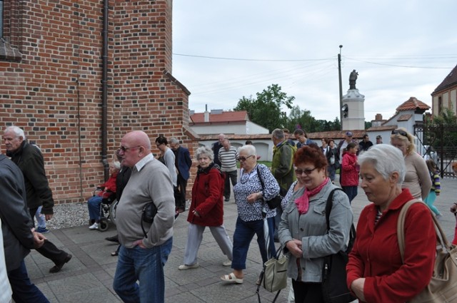 Zdjęcia ze Spaceru historycznego po Śremskiej Farze z roku 2016