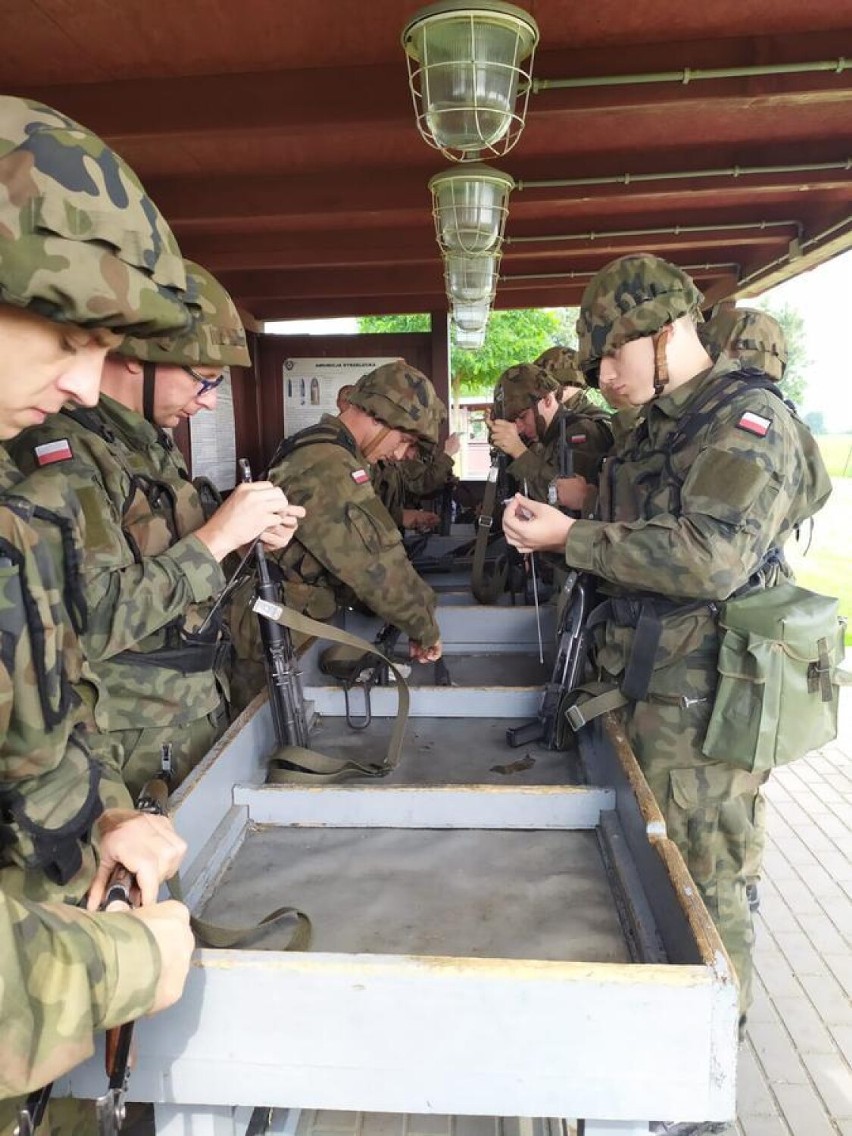 W 22. Karpackim Batalionie Piechoty Górskiej  trwa szkolenie żołnierzy służby przygotowawczej 