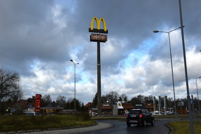 W piątek 22 grudnia 2023 ruszył McDonald's w Żaganiu