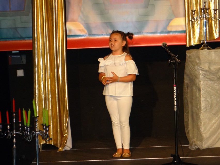 Przedszkolaki recytują „Świerszczykowe wiersze” w Radomsku [ZDJĘCIA i FILM]