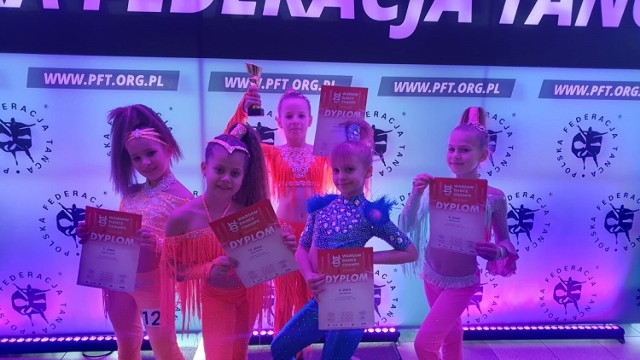 Znakomite wyniki osiągnęła formacja taneczna Jowita Dance Stężyca podczas turnieju tańca Warsaw Dance Champs w Warszawie.