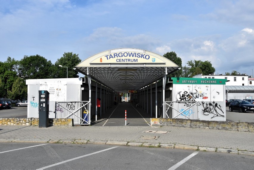 Targowisko Centrum w Opolu ma działać do końca roku.