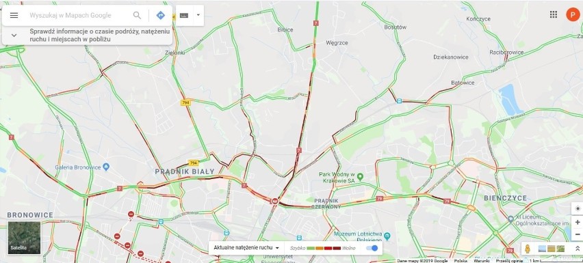 Kraków. Totalne korki na północy miasta. 10 metrów w 20 minut