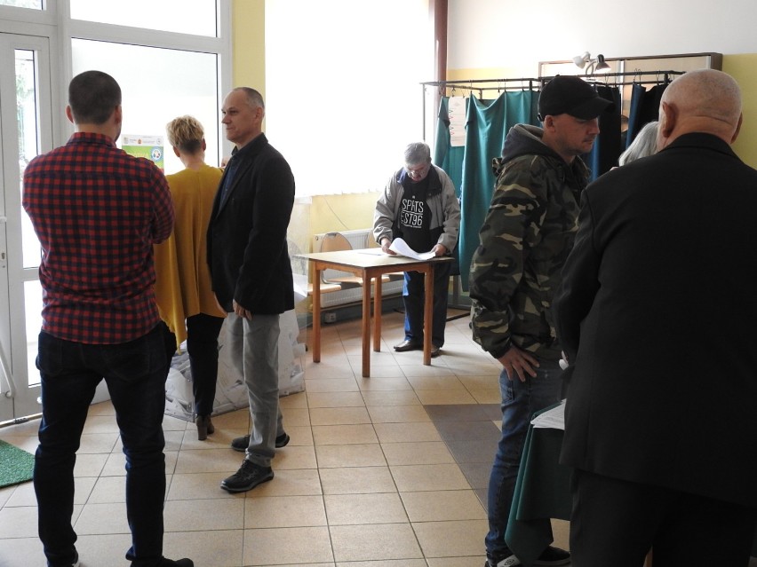 Wybory Parlamentarne 2019 w Łomży. Dopisuje pogoda oraz frekwencja