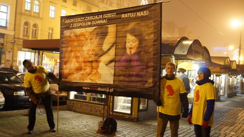 Bydgoska pikieta w obronie nienarodzonych dzieci - "Stop aborcji" [zdjęcia, wideo] 
