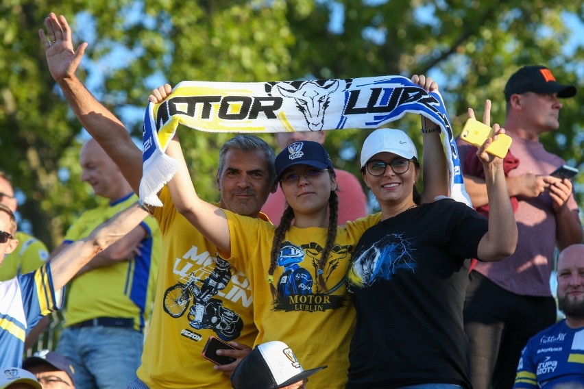 Tak bawili się kibice Motoru Lublin na meczu ze Stalą Gorzów. Zobacz zdjęcia z trybun!