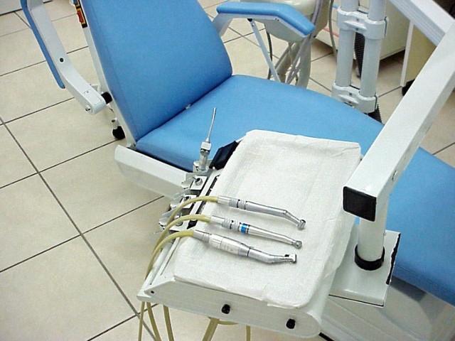 Kampania Instytutu blend-a-med Oral-B ma na celu zachęcenie Polaków do regularnych wizyt kontrolnych u dentysty