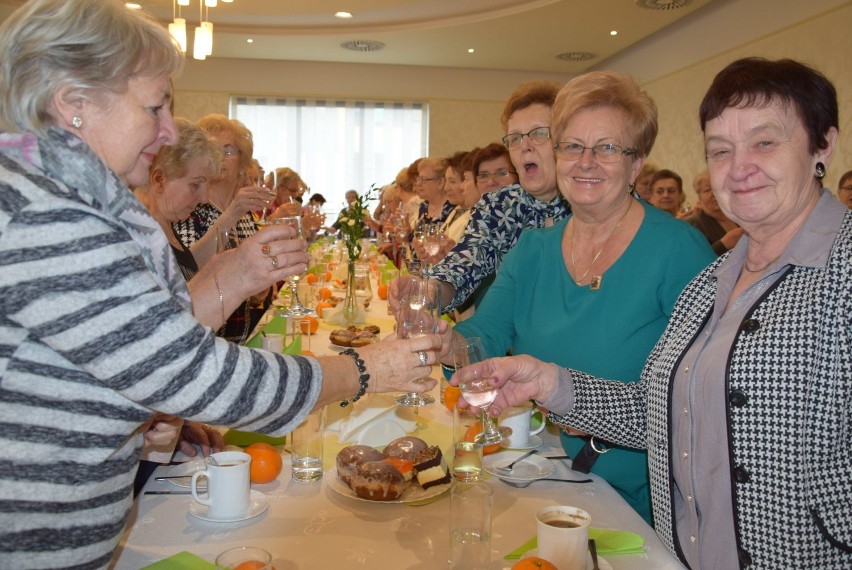 Dzień Kobiet w restauracji Cristal