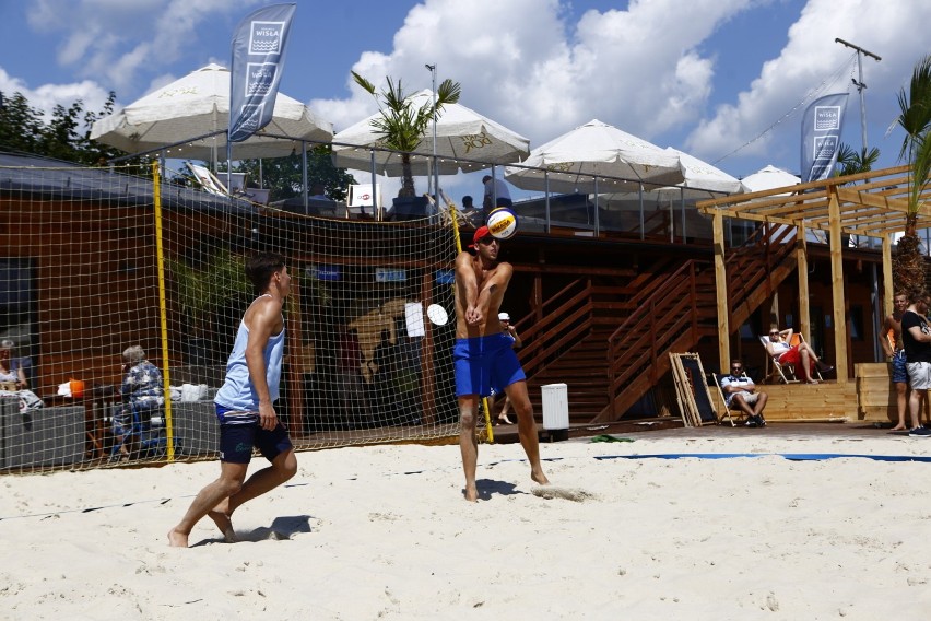 Beach Voleyball Cup w Warszawie. Turniej siatkówki plażowej...